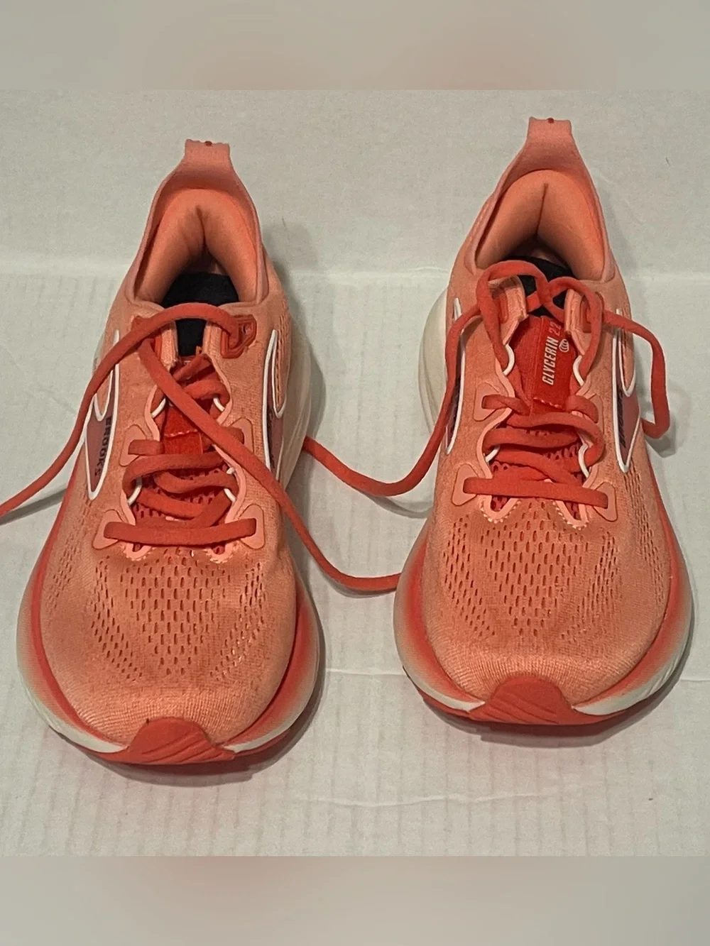 Brooks Glycerin 22 - Women’s 7 - Desert Flower/Hot Coral/Milk - NIB